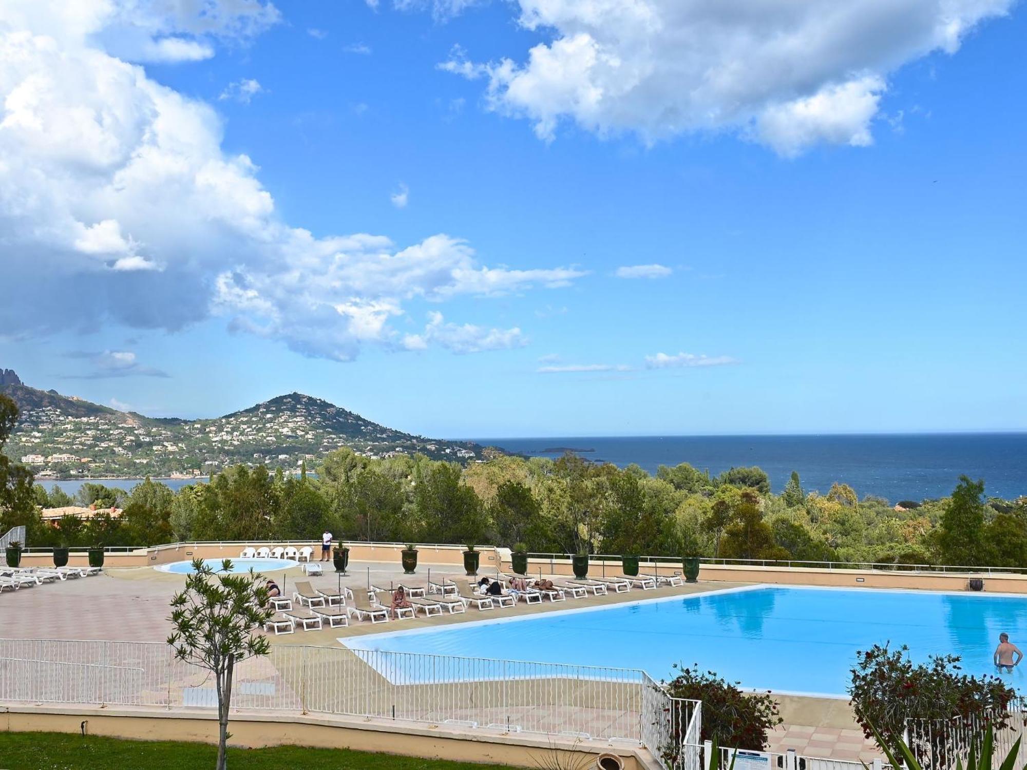Apartment Village Cap Esterel - Le Village-76 By Interhome Saint-Raphaël Dış mekan fotoğraf