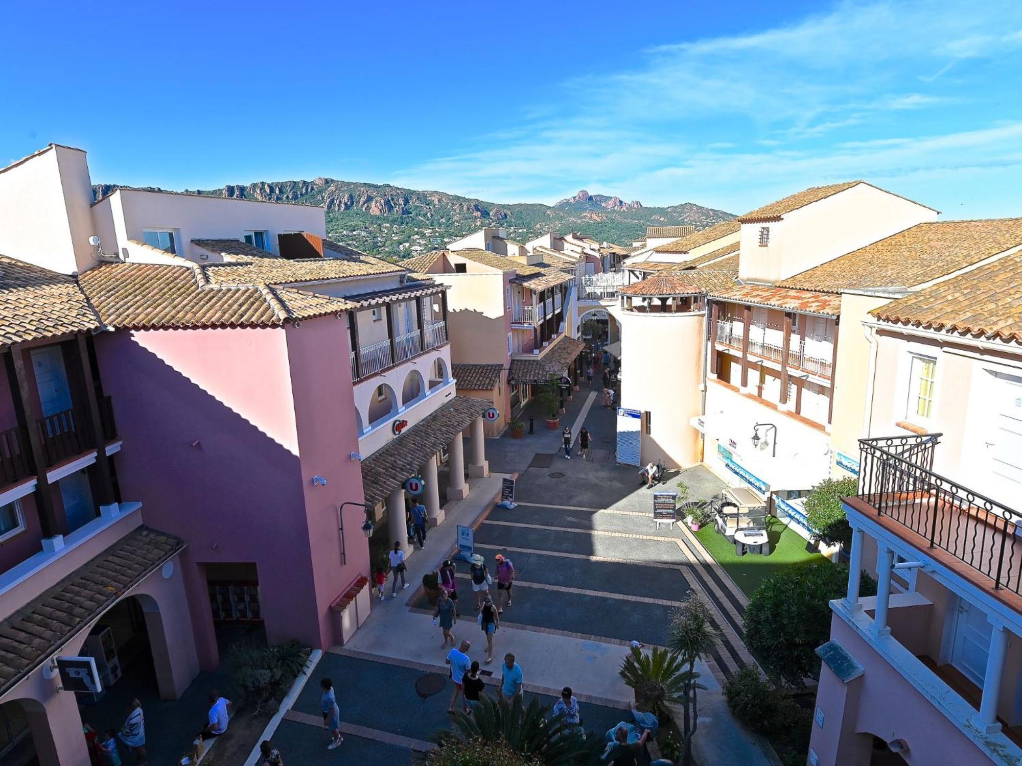 Apartment Village Cap Esterel - Le Village-76 By Interhome Saint-Raphaël Dış mekan fotoğraf